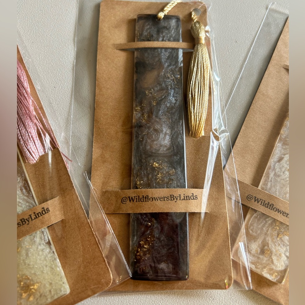 Handcrafted Resin Bookmark Set - Picture 4 of 9